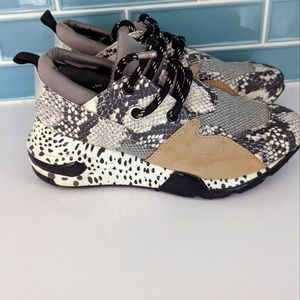 Steve Madden women shoes.n